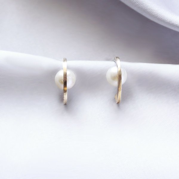 Metalepsis Projects Renata Stud Earrings Metalepsis Projects Renata Stud Earrings