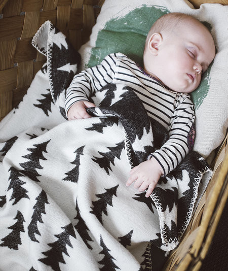 FINE LITTLE DAY GRAN WOVEN CHILD BLANKET YELLOW TRIM FINE LITTLE DAY GRAN WOVEN CHILD BLANKET YELLOW TRIM
