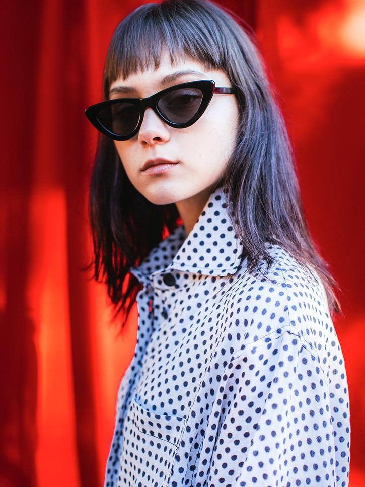 Chimi 006 Berry Cat Eye Sunglasses - Black | Garmentory