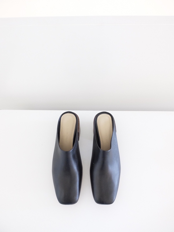 Mari Giudicelli Voila Mule - Black Mari Giudicelli Voila Mule - Black