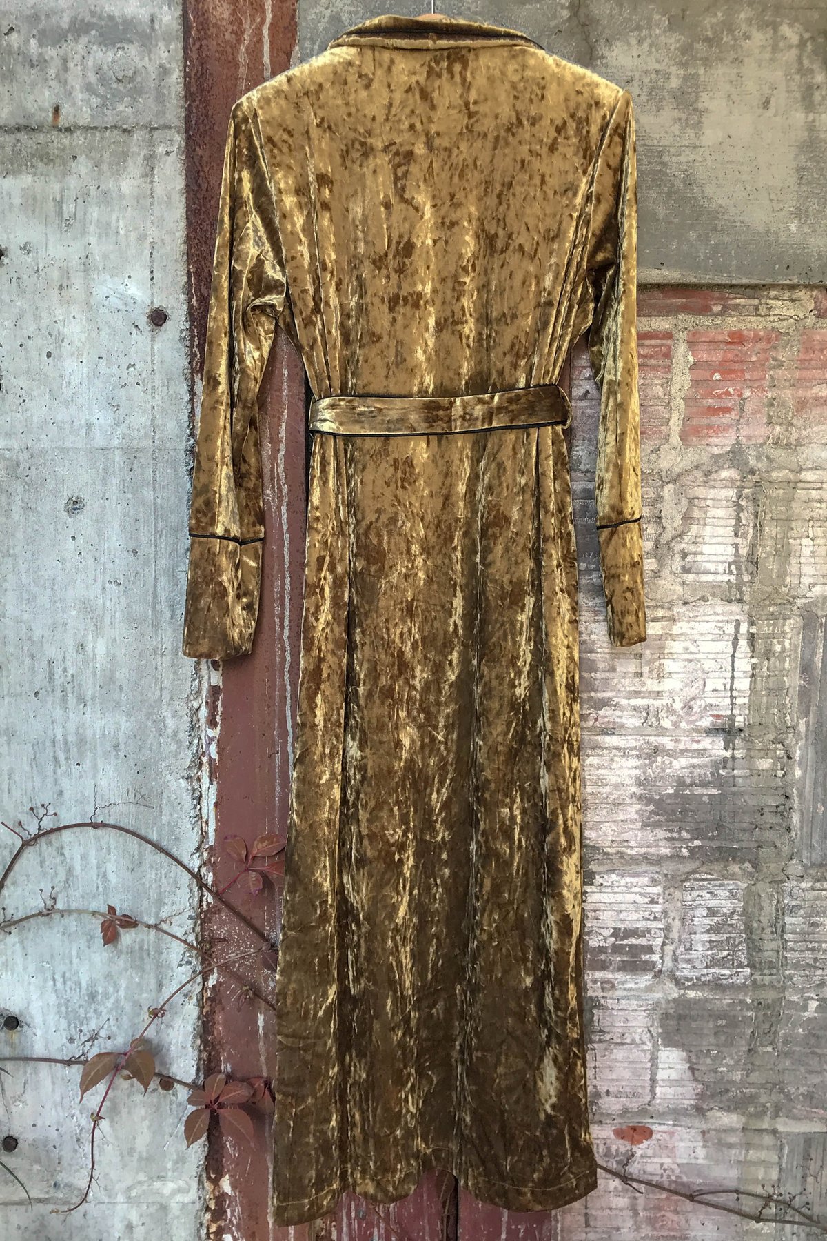 Sabina Musayev Clementine Velvet Duster - Gold | Garmentory Sabina Musayev Clementine Velvet Duster - Gold | Garmentory