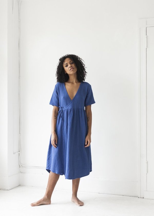 Bees and Bones Hawthorne Cotton Gauze Dress - Blueberry | Garmentory Bees and Bones Hawthorne Cotton Gauze Dress - Blueberry | Garmentory