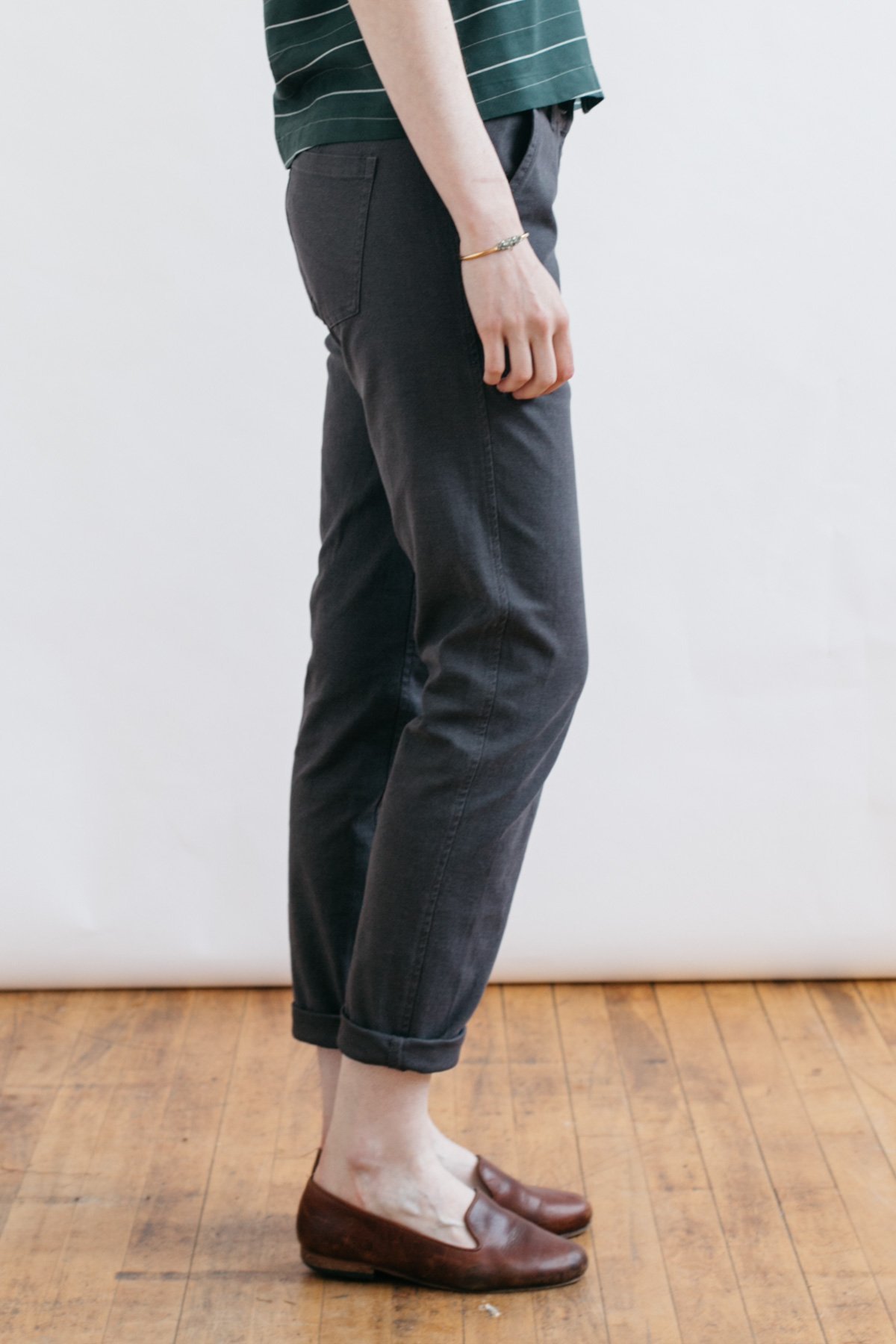 Bridge & Burn Market - Grey - Image 5 of 6