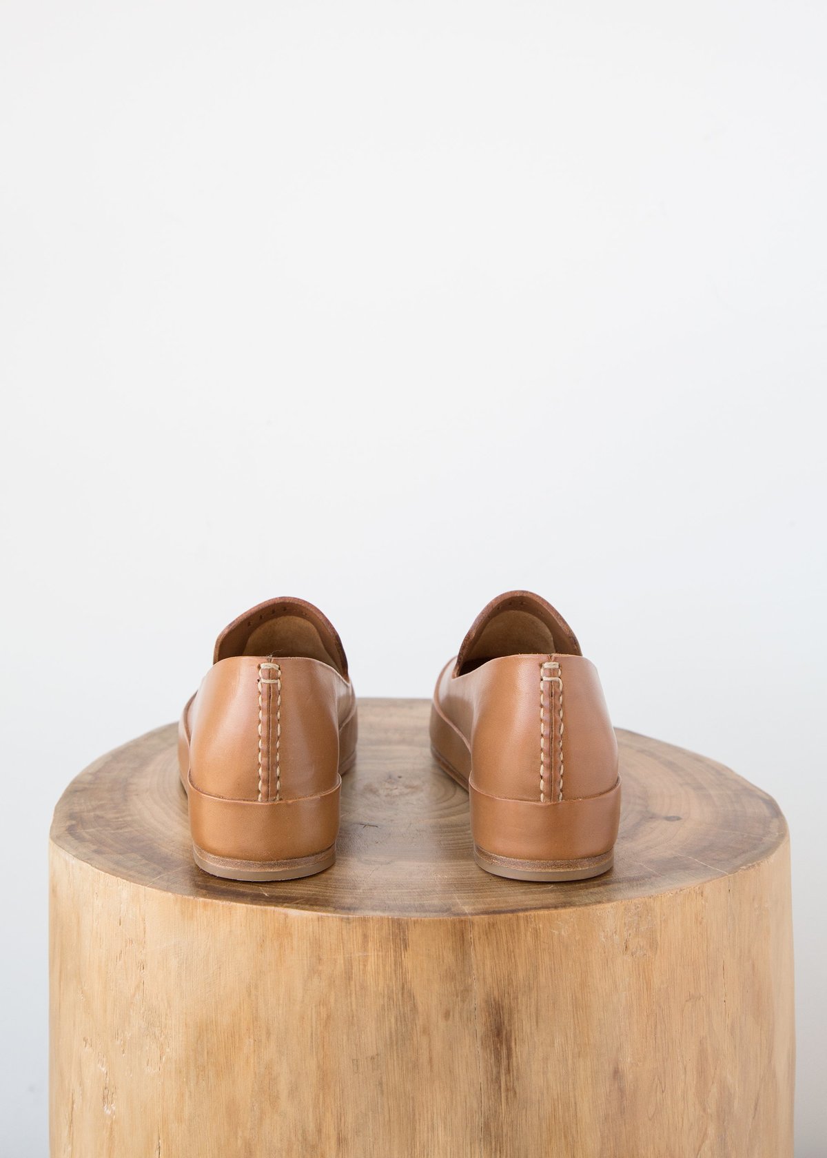 NWT FEIT | Hand Sewn Slipper Tan