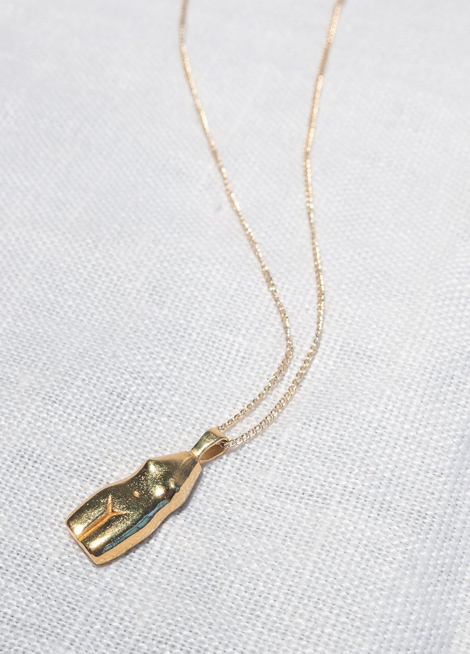 Wolf Circus Woman Vase Pendant | Garmentory
