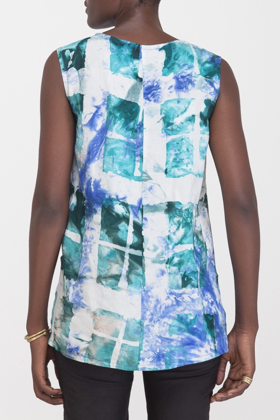 Osei-Duro Taifa Split Top in Windows Osei-Duro Taifa Split Top in Windows