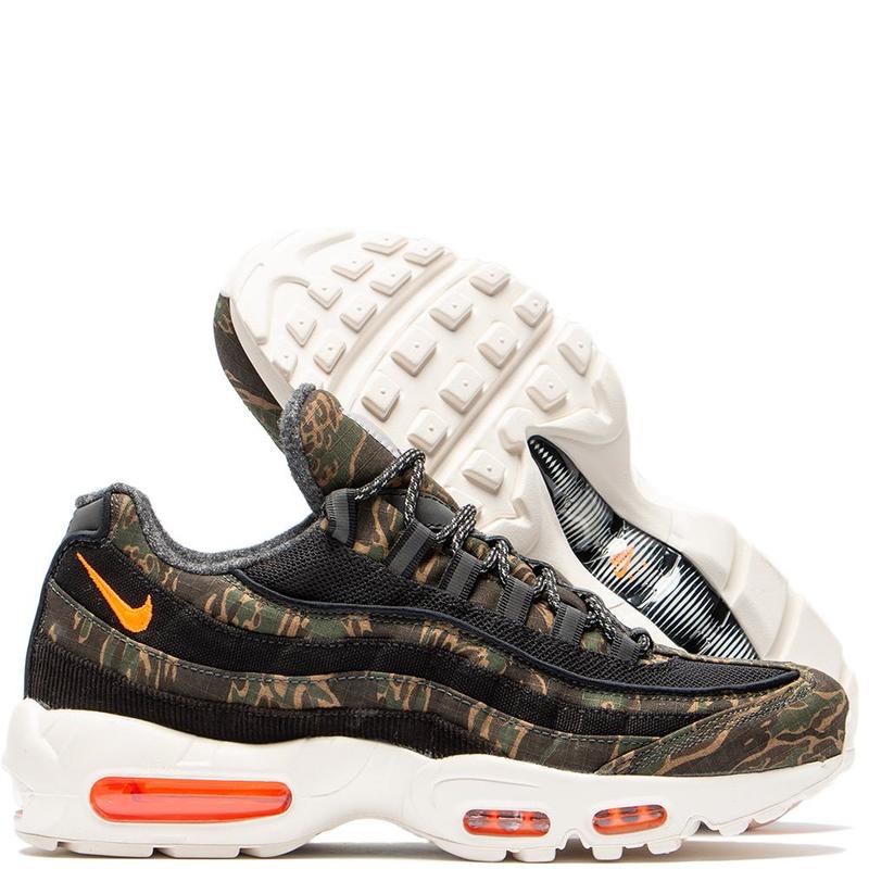 Nike x Carhartt WIP Air Max 95 Black / Total Orange | Garmentory