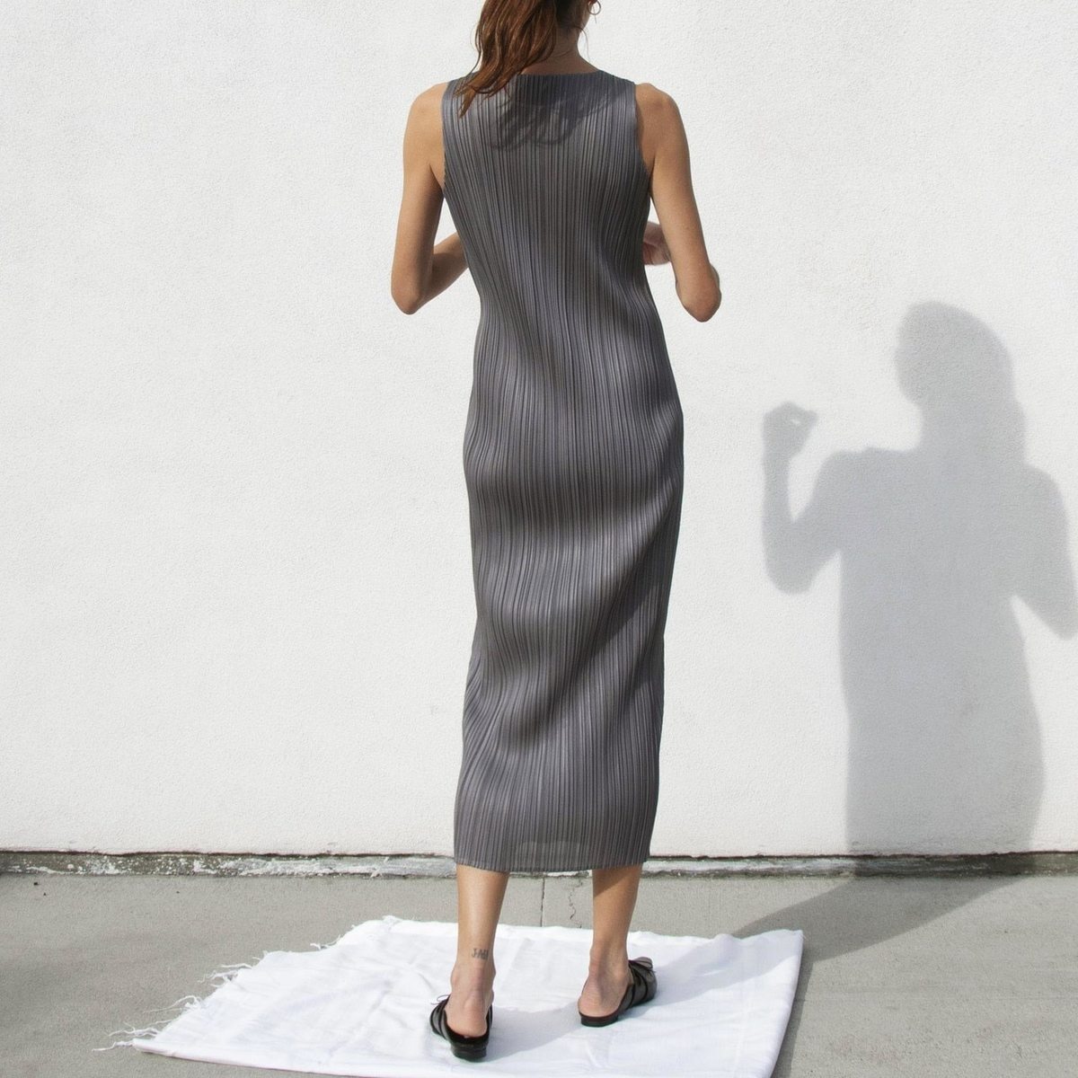 Pleated Please Issey Miyake Zip-up Sleeveless Dress PP14-JH574 Gray 4 [Used] [Authentic Product Guaranteed]