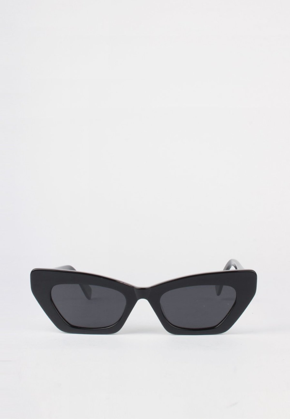 MARS Lotte Sunglasses - Black - Image 3 of 4