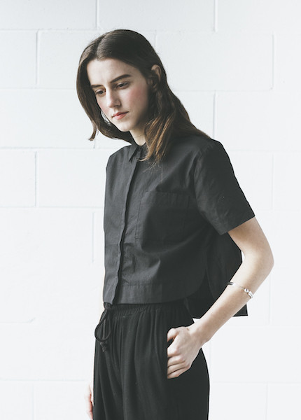 C+L Finds Carmie Cropped Blouse in Black C+L Finds Carmie Cropped Blouse in Black
