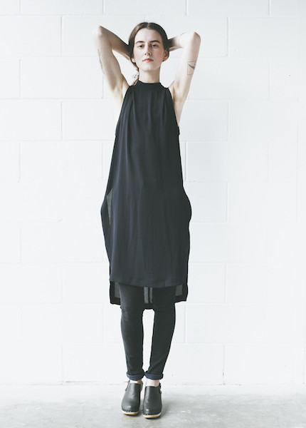C+L Finds - Liza Slit Tunic in Navy C+L Finds - Liza Slit Tunic in Navy