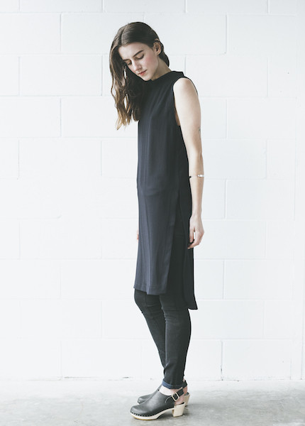 C+L Finds - Liza Slit Tunic in Navy C+L Finds - Liza Slit Tunic in Navy