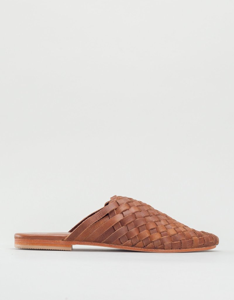 St Agni Bunto Woven Loafers Brown St Agni Bunto Woven Loafers Tan