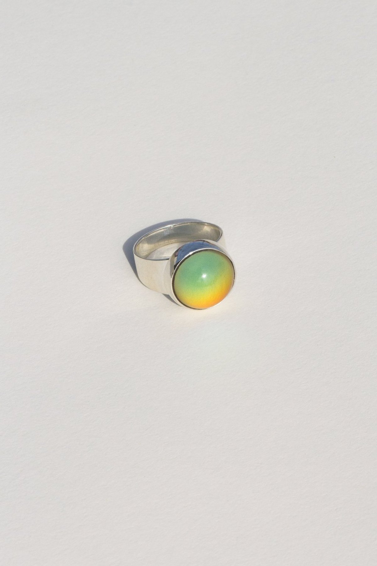 指輪・リング [ MONDO MONDO ] MOOD RING (Sterling Silver) Mood Ring in Sterling Silver – Mondo Mondo