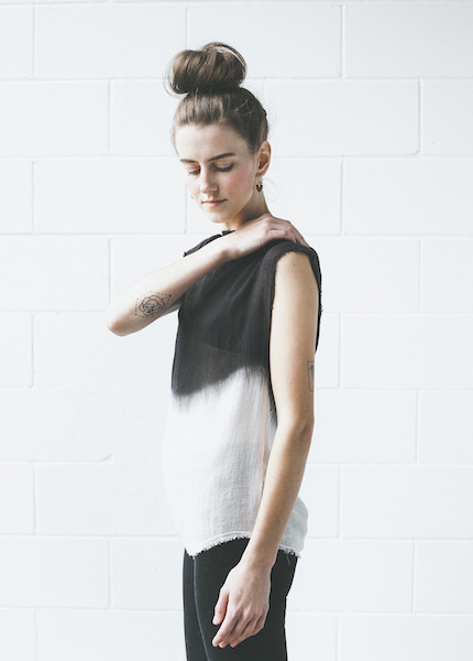 Dolan - Mock Neck Tee in Kohl / Dove Dolan - Mock Neck Tee in Kohl / Dove