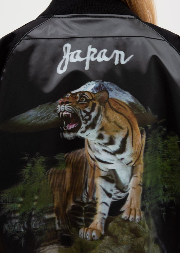 ジャケット・アウター doublet 3D PRITED SOUVENIR JACKET TIGER Doublet Tiger 3D Printed Souvenir Jacket - black | Garmentory