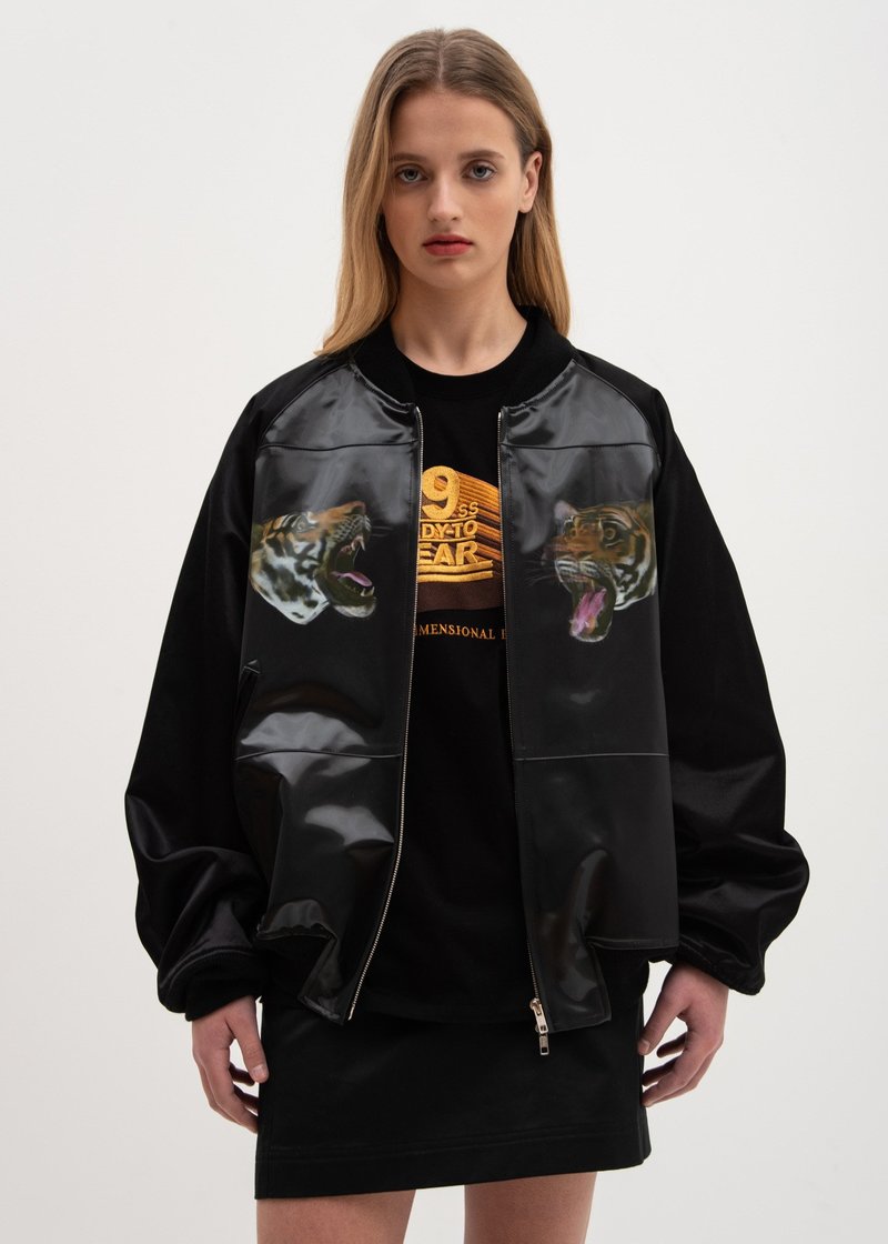 【予約中！】 Souvenir Printed 3D Tiger Doublet Jacket Garmentory | black - ジャケット・アウター