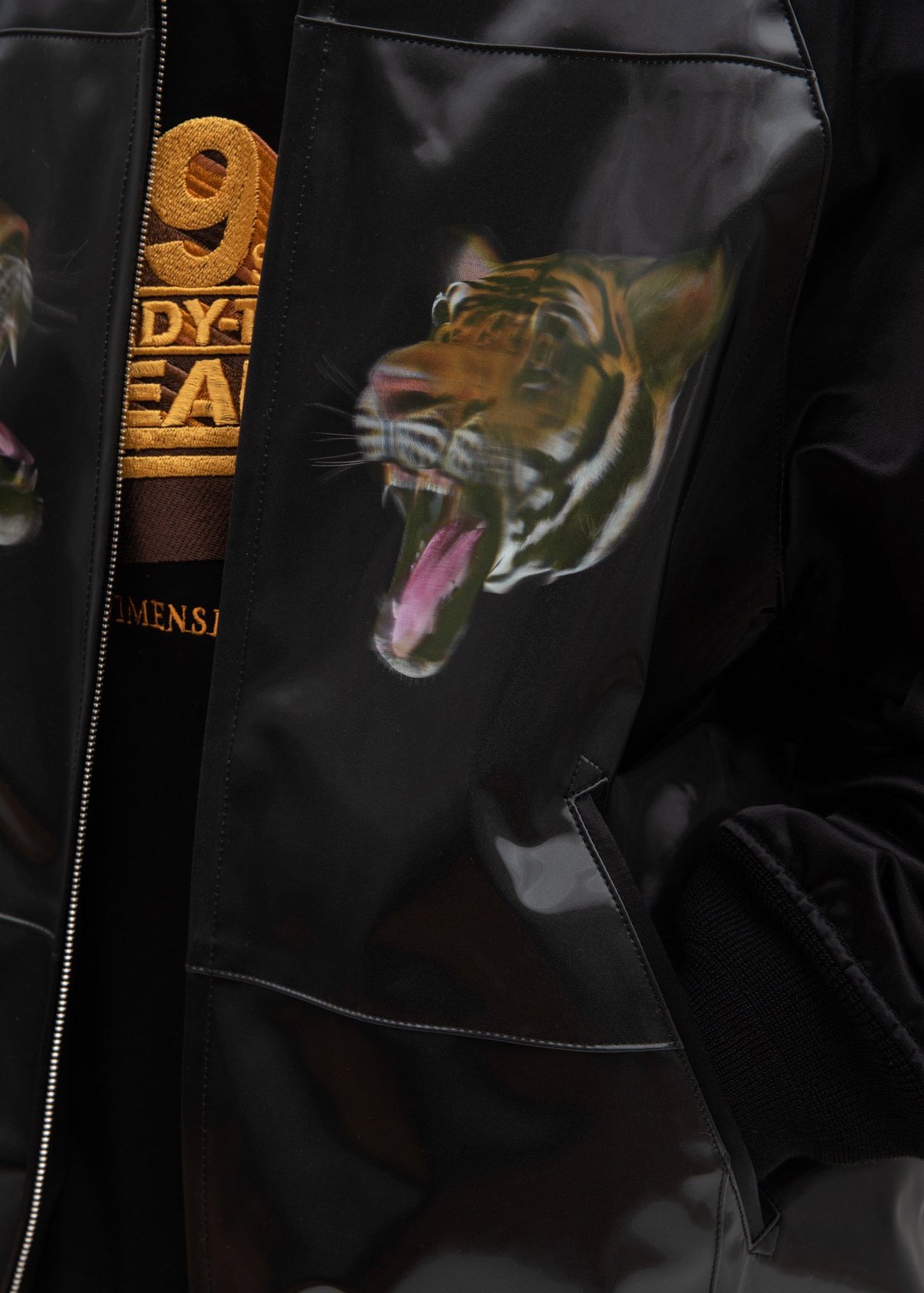 ジャケット・アウター doublet 3D PRITED SOUVENIR JACKET TIGER Doublet Tiger 3D Printed Souvenir Jacket - black | Garmentory