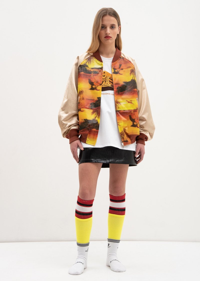 Doublet 19SS 3D Embroidery T-Shirt - White | Garmentory