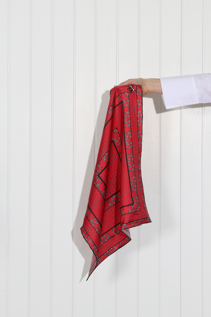 Ganni Nellieburg Scarf - Fiery Red | Garmentory