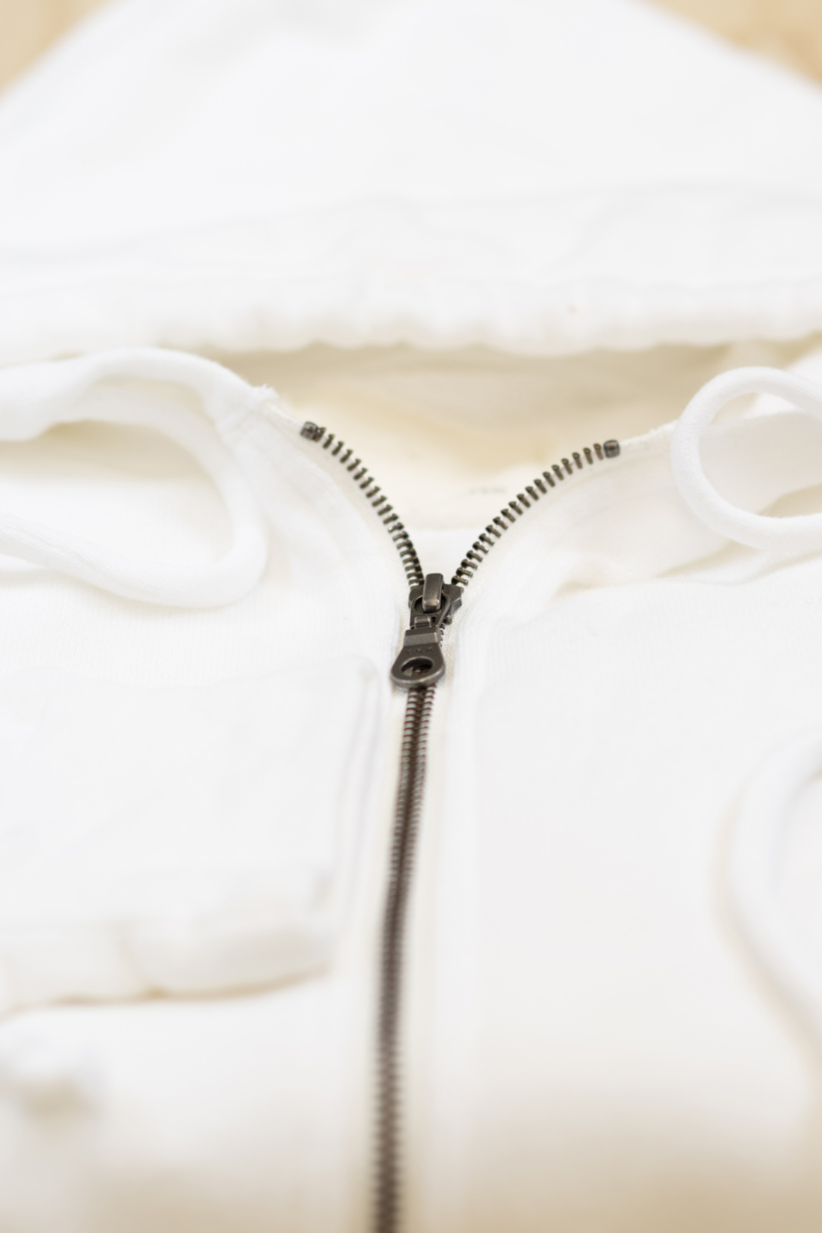 v :: room Cotton Cashmere Zip Hoodie - WHITE - Image 2 of 2