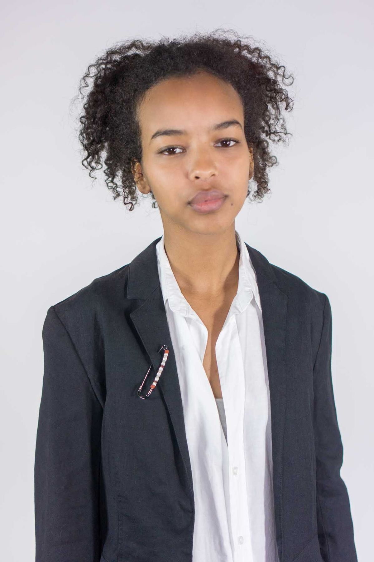 Robin Mollicone Beaded Gunmetal Decorative Safety Pin - Image 3 of 4