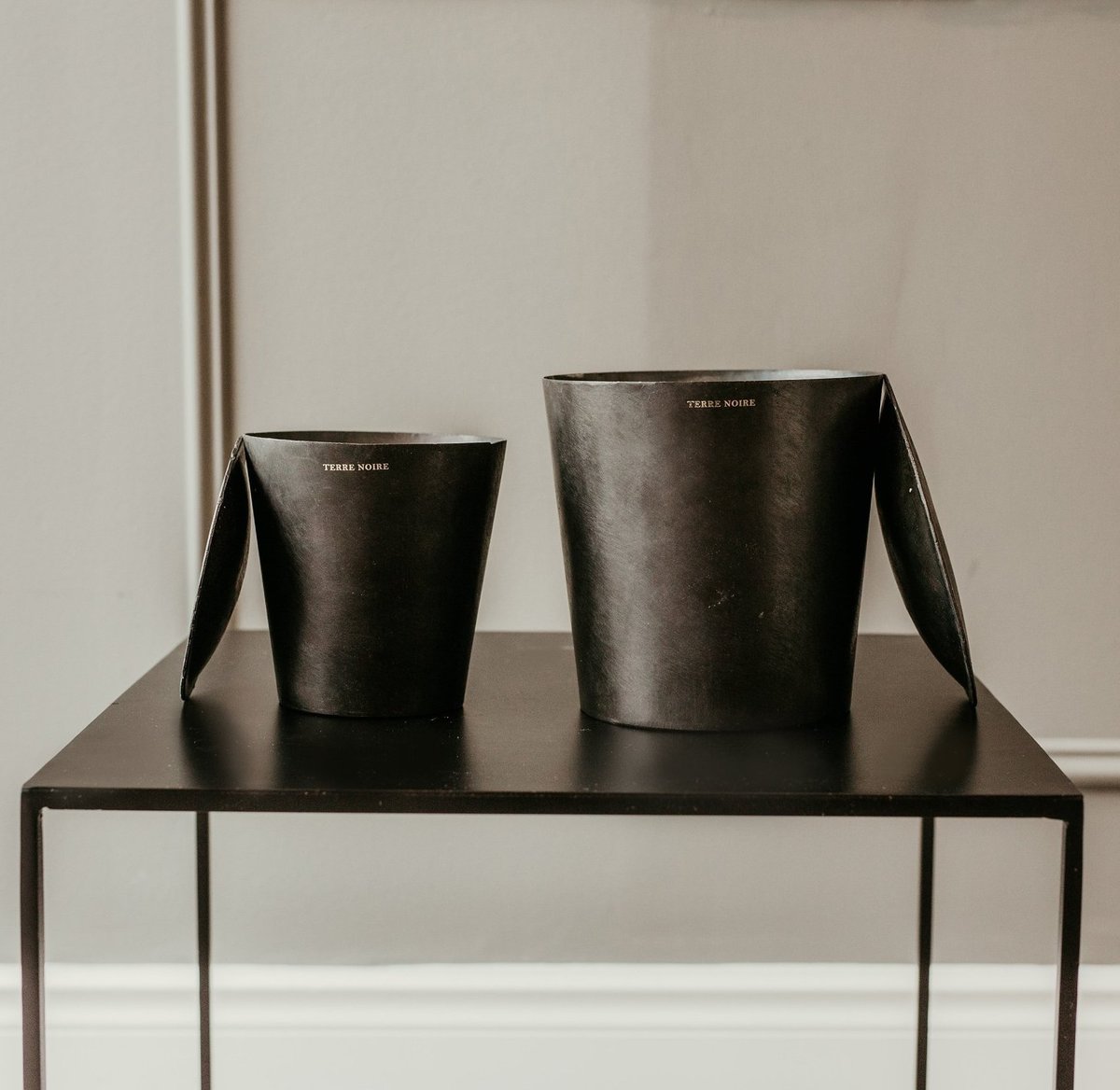 Mad et Len Bougie Vestimentale Candle - Image 4 of 4