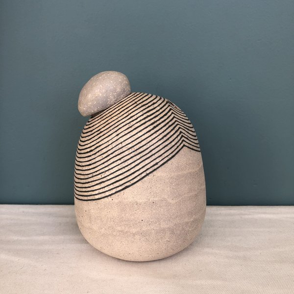 Jennifer Joh Sculpture Vase Garmentory