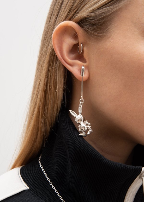 AMBUSH（アンブッシュ）の「MINI BALL CLOSURE EARRINGS（ピアス