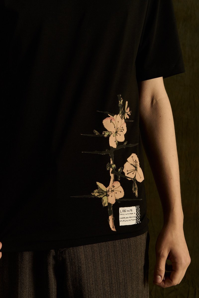 LOEWE Mackintosh Botanical Tee - Black | Garmentory