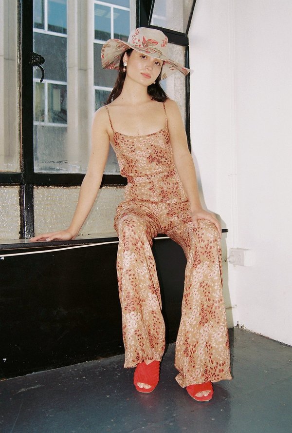 BEFORE MARCH Garden pants BEFORE MARCH Garden pants