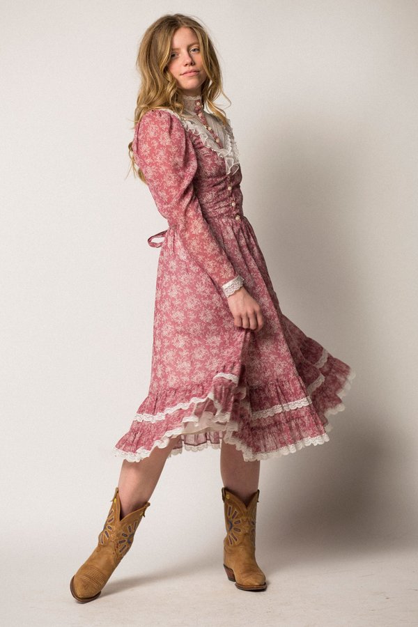 open lace back dress 1970s Gunne Sax Dress Sleeveless Corset Maxi XS – Deja Vintage Boutique
