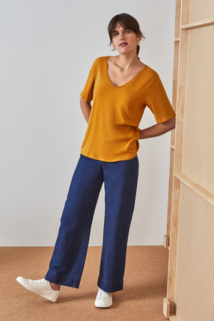 Kowtow Building Block V Tee Kowtow Building Block V Tee