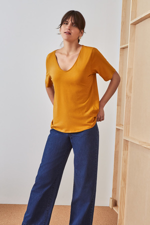 Kowtow Building Block V Tee Kowtow Building Block V Tee