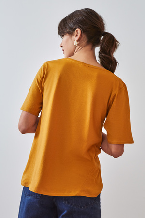 Kowtow Building Block V Tee Kowtow Building Block V Tee