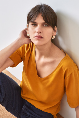 Kowtow Building Block V Tee Kowtow Building Block V Tee