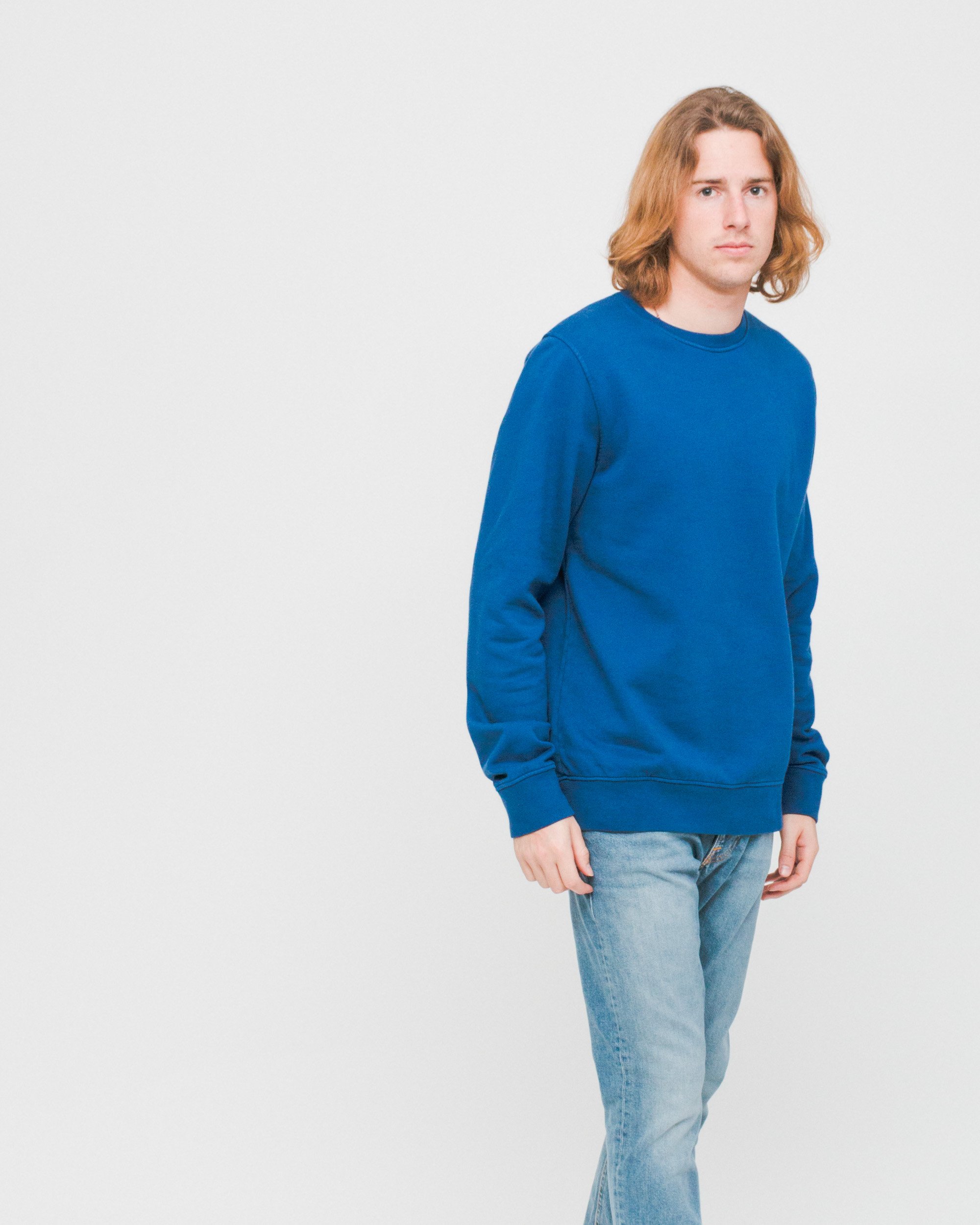 royal blue crew neck sweatshirt