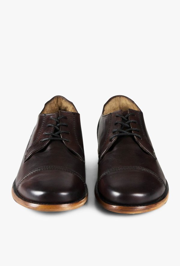 Sutro Larkin Oxford Shoe Sutro San Francisco Mens Sz 9D Larkin Brown Distressed  main image 2