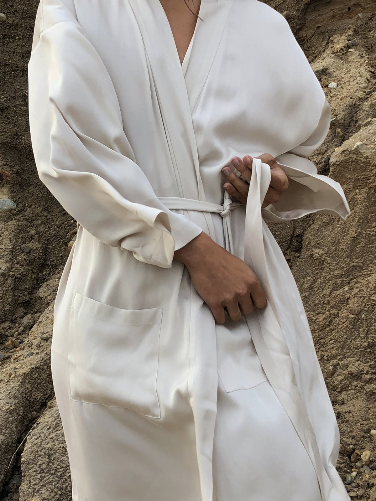 The Great Eros Anesi Robe - Taupe - Image 3 of 4