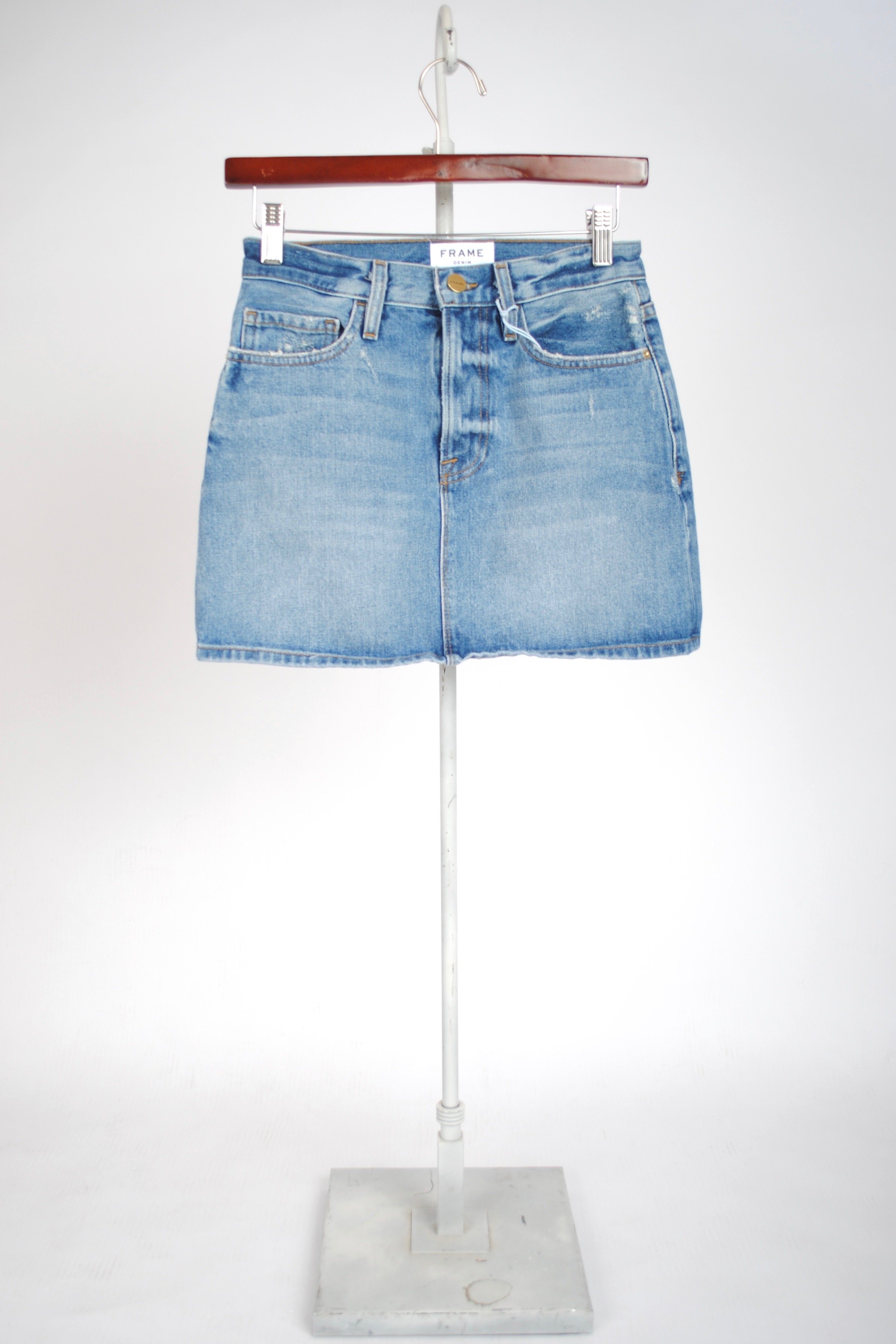 frame le mini denim skirt