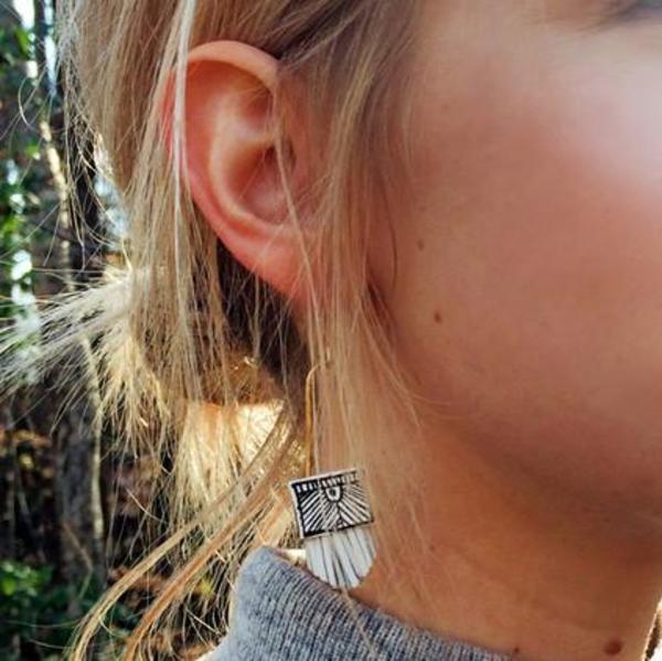 Hechizo Lindo Regalo Shortie Earrings Heather Pink Garmentory