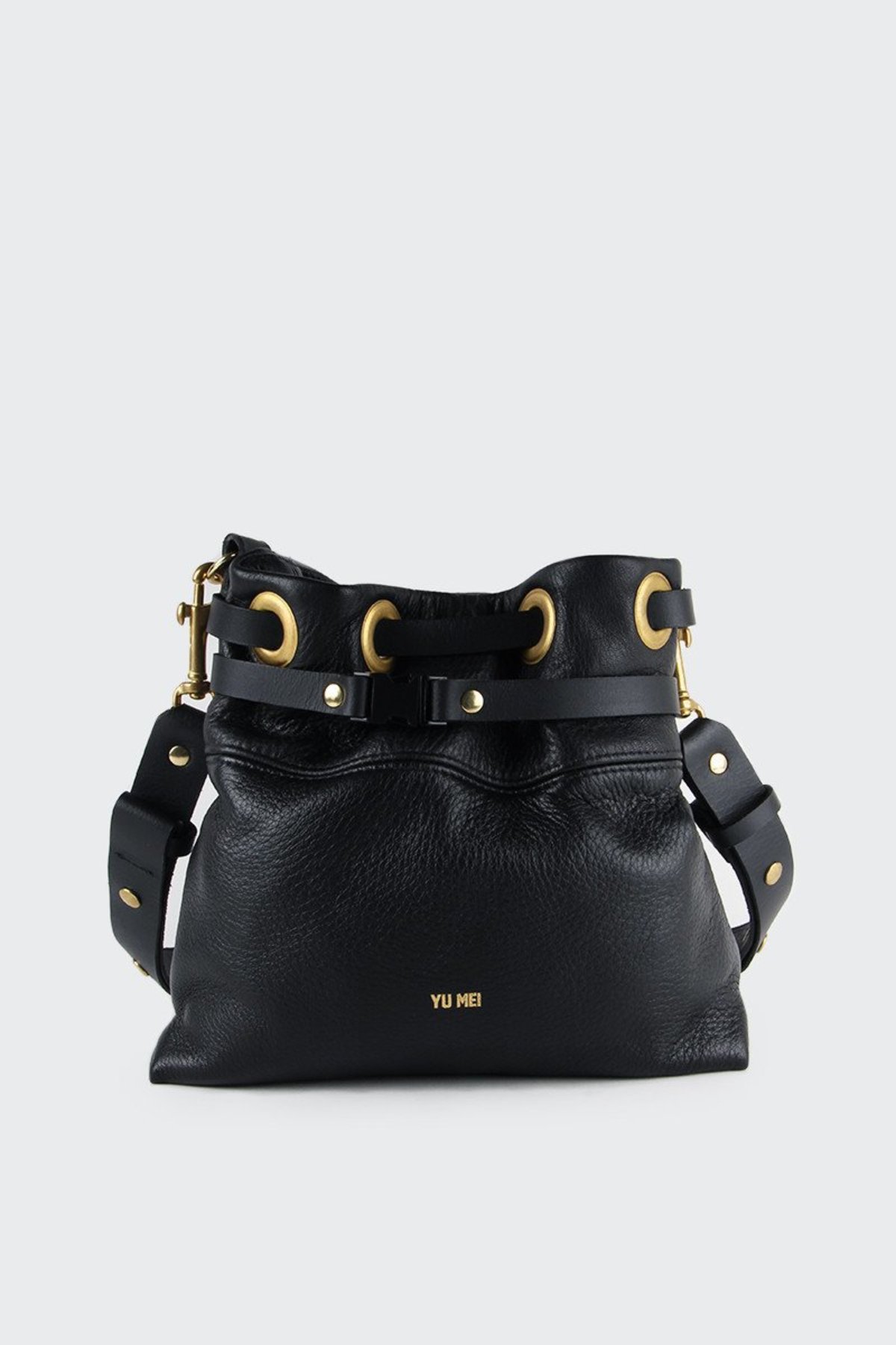 3/4 Courtney Bucket black Garmentory