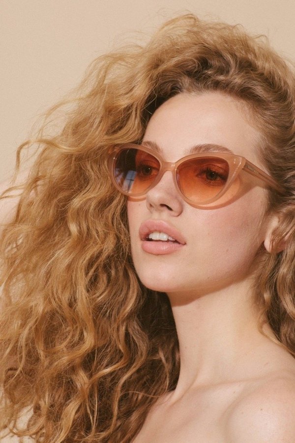 Velvet Canyon La Femme Peach Sunglasses With UV400 Protection & Acetate Frame Femme Chat main image 4