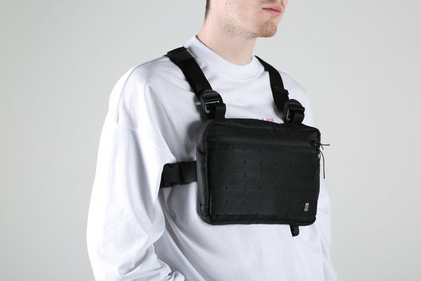 1017 ALYX 9SM Classic Chest Rig W/Rain Cover - Black | Garmentory