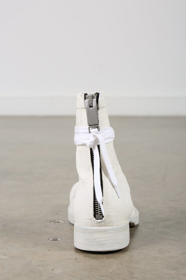 1017 ALYX 9SM New Chelsea W/Vibram Sole Boot - White | Garmentory