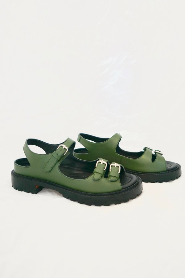 adams sandals