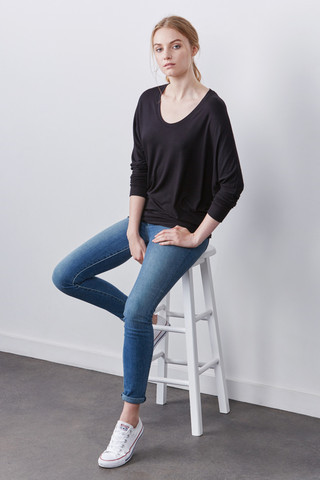 AMOUR VERT Zoe Tee AMOUR VERT Zoe Tee