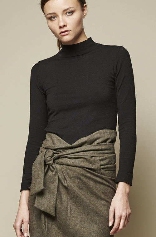 LOW MOCK NECK KNIT TOP LOW MOCK NECK KNIT TOP