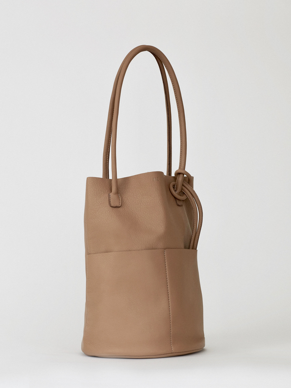 ARE Studio Barrel Shoulder Bag ARE Studio Barrel Shoulder Bag