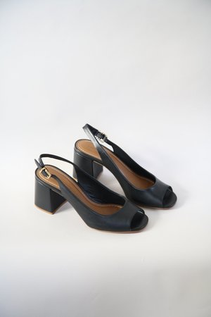 Roberto Durville Louise Leather Slingback - Black Roberto Durville Louise Leather Slingback - Black